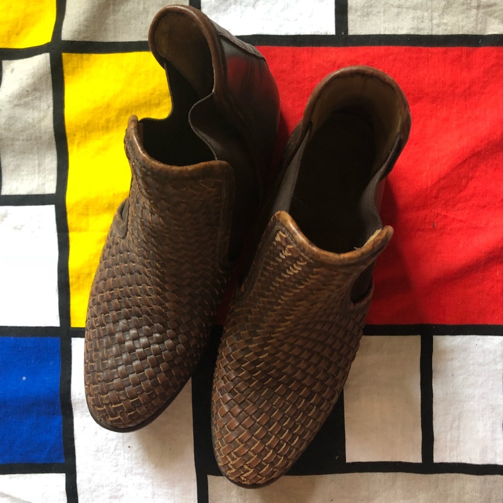 FREE PEOPLE Woven leather chelsea boot